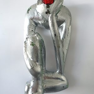 N015H41 Penseur -=- Notre faculté de raisonnement ne peut, à elle seule, nous permettre d’appréhender notre environnement. Elle est adaptée au monde fini, limité. Mais l’essentiel n’est pas rationnel.