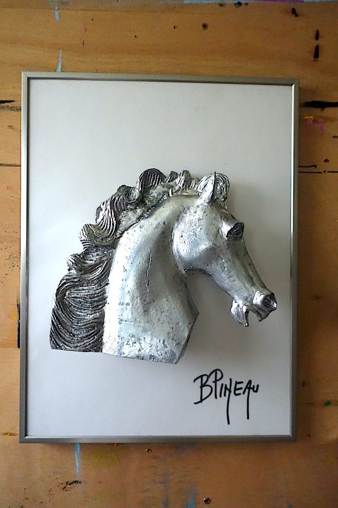 N027H41C Cheval Picasso